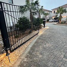 Your-Home-Doesnt-Have-to-Disappear-When-the-Sun-Goes-Down 3